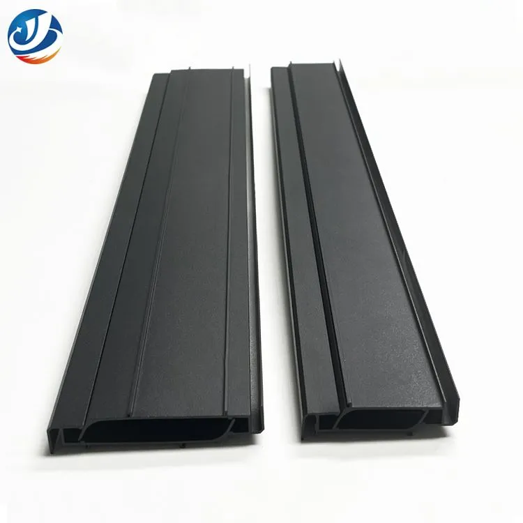 Dekorativni trak iz aluminijastega okenskega okvirja