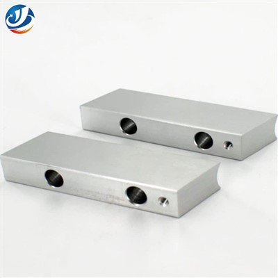 Cnc obdelani aluminijasti deli